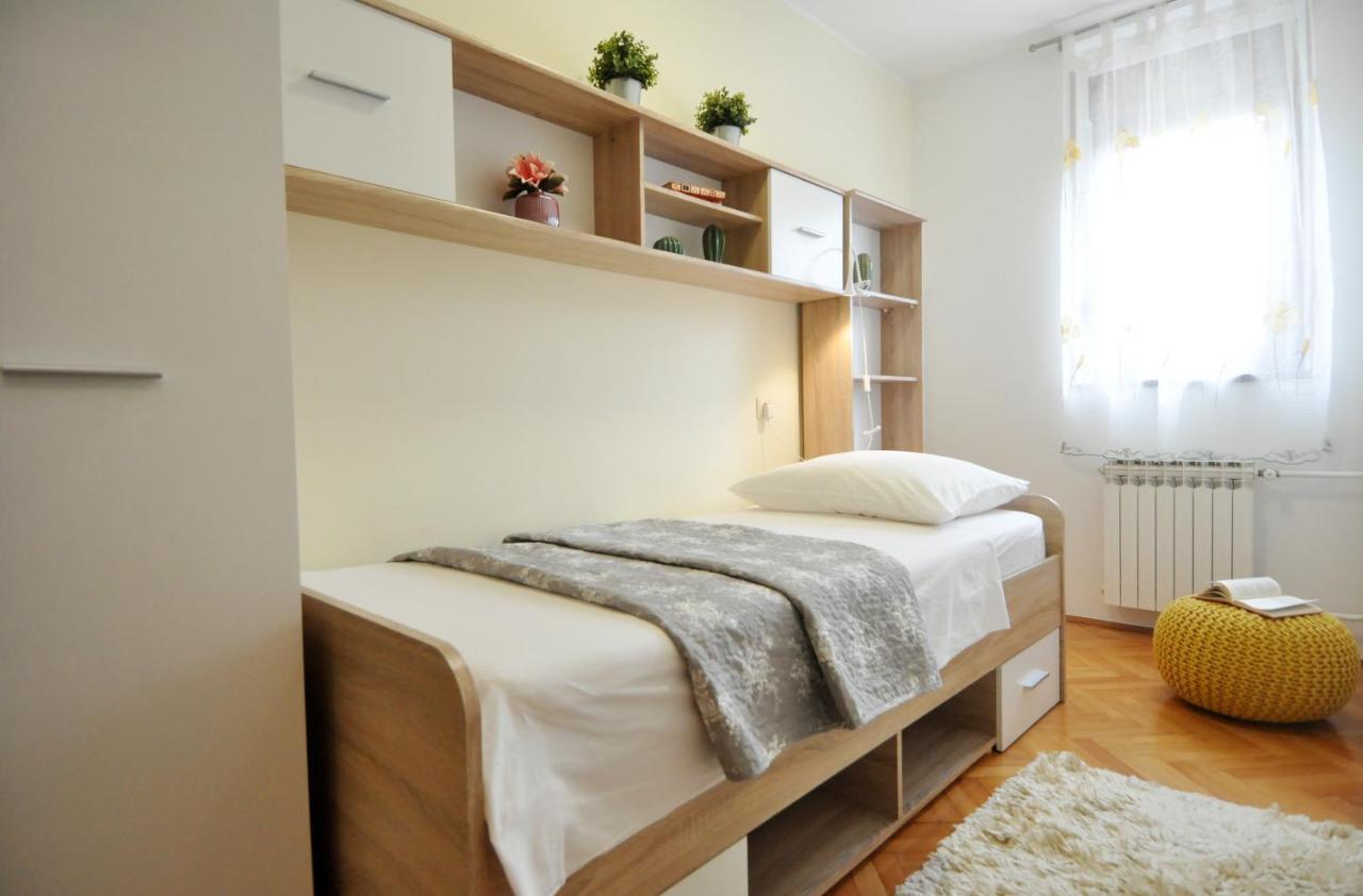 Apartman Lory PUY Eksteriør bilde